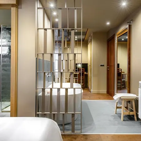 ホテル La Casuena